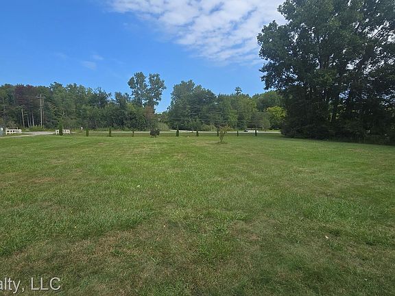 3rd image of 5137 Ravenswood Rd