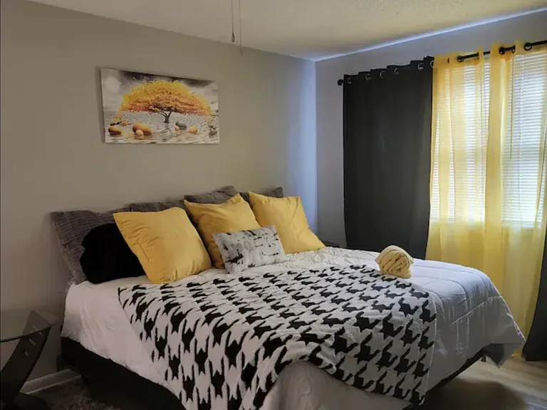 Primary bedroom with unsuited and reading nook