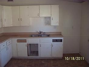 1st image of 812 Julian Dr