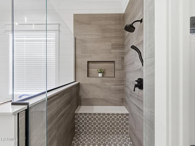 102 Harvest Creek Ln — Photo 26