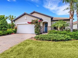 2071 Parson St, Naples, FL 34120