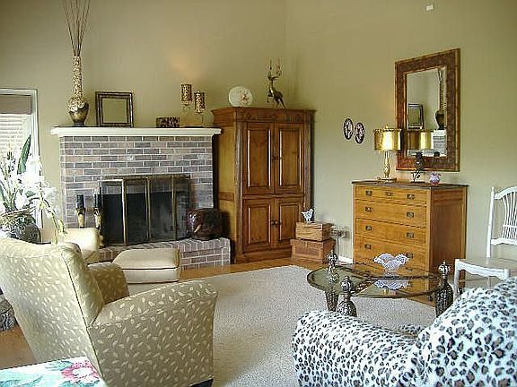 Upstairs Family Room