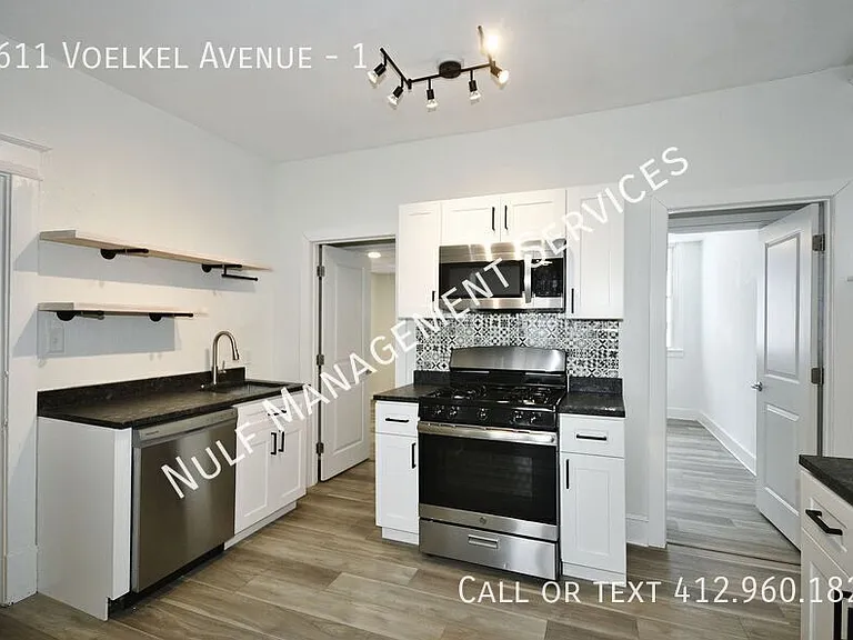 2611 Voelkel Ave #1 — Photo 2