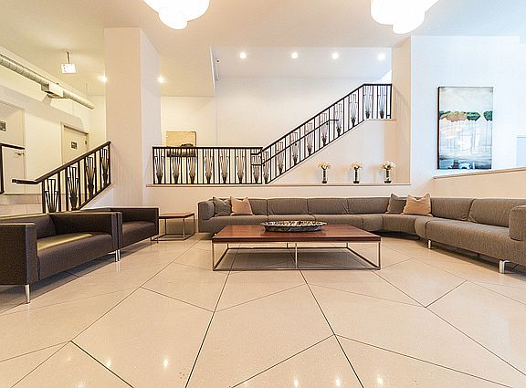 5th image of 758 N Larrabee St APT 216