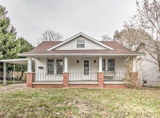 86 E Elm St, Alton, IL 62002