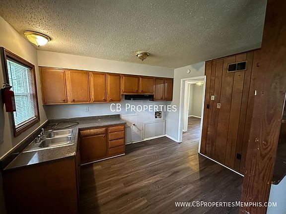 2nd image of 4230 Navaho Ave