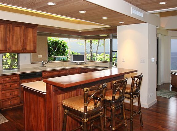 3rd image of 4000 Wailea Alanui Dr APT 604