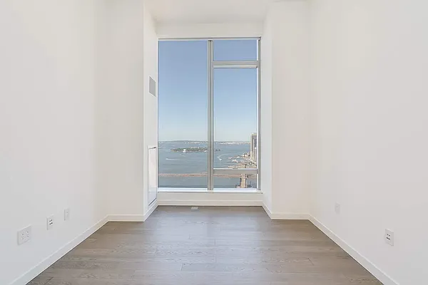 Rented by Compass | media 34