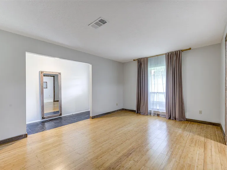 16019 Fathom Ln — Photo 31