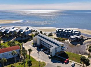 82 2nd St #216, Cedar Key, FL 32625