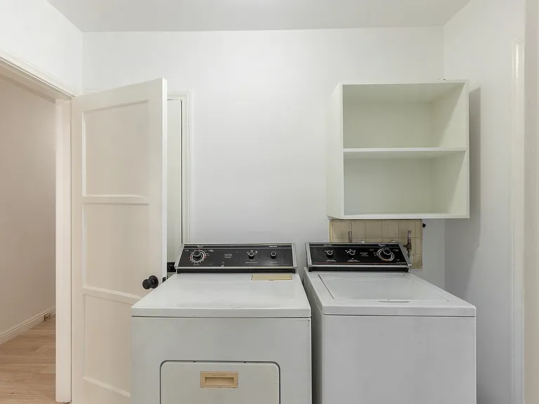 1429 Ellsmere Ave — Photo 14