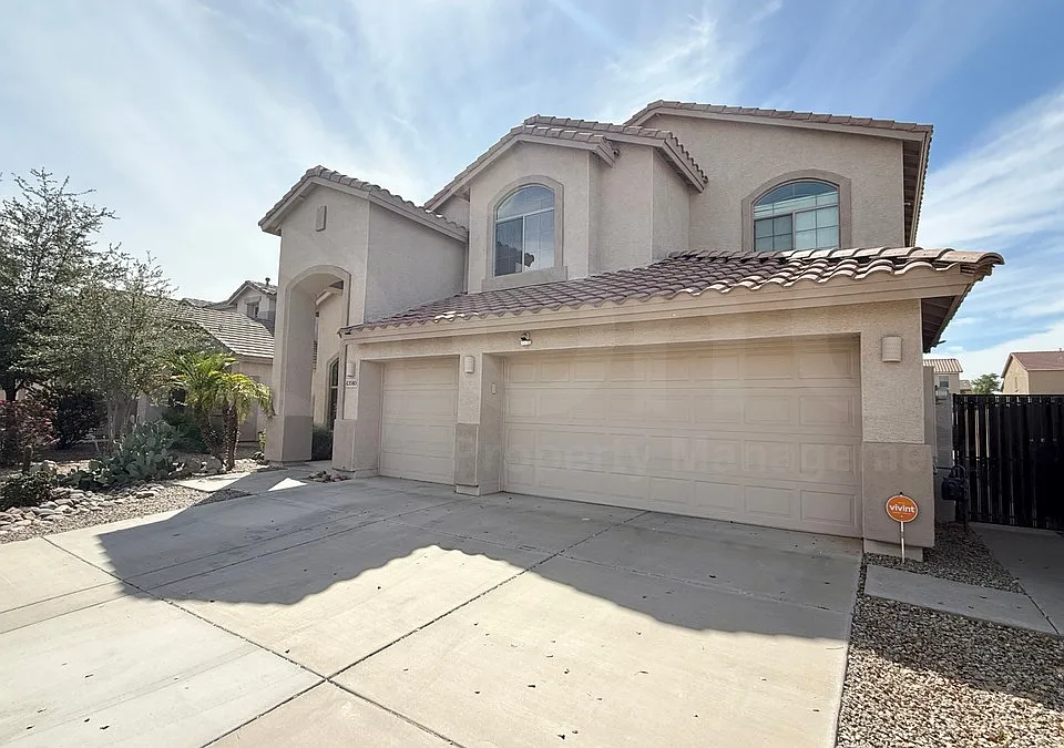 43585 W Kramer Ln