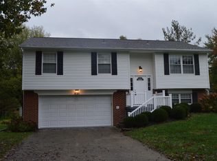 3645 Maplewood Dr, Amelia, OH 45102