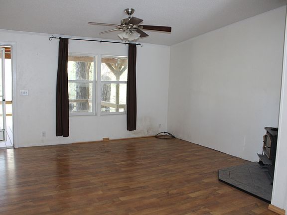 5th image of 7 Blue Jay Ln