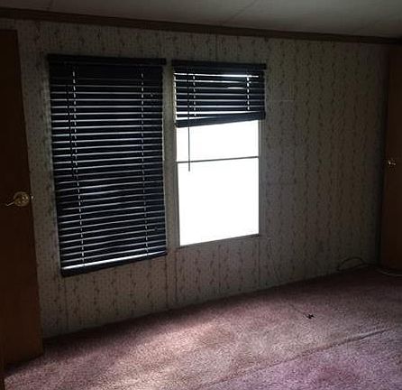 2nd image of 301 Midland Ave