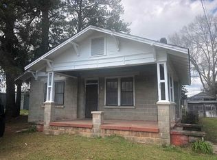 1649 Poplar St, Flomaton, AL 36441