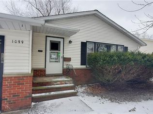 1099 Haverston Rd, Lyndhurst, OH 44124