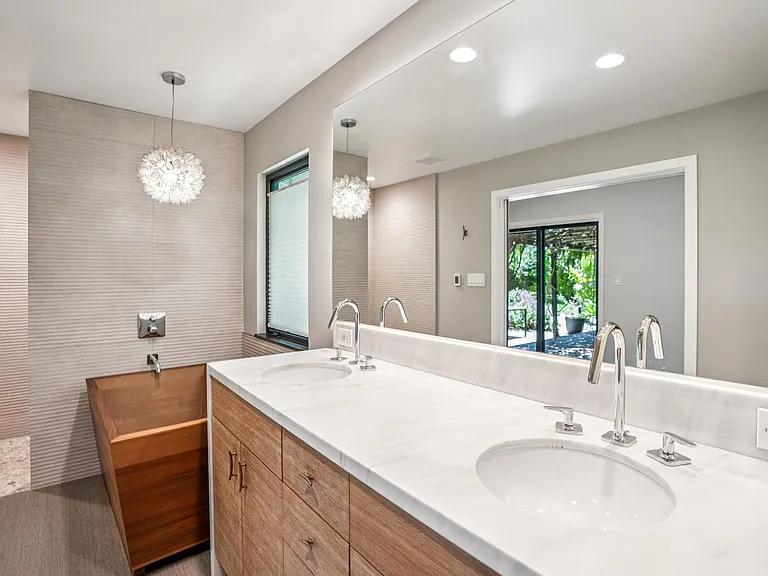 175 E Creek Dr — Photo 27