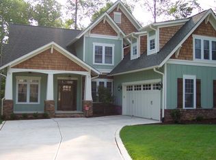 127 Swan Lake Ct, Chapel Hill, NC 27517