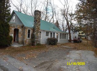 11 Green St, Livermore Falls, ME 04254