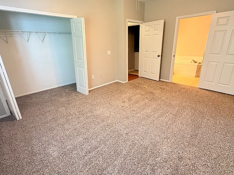 16561 Enclave Village Dr #106 — Photo 14
