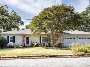 117 Pine St, Greer, SC 29650