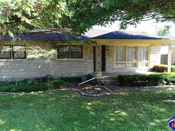 5th image of 8619 Cotswold Dr