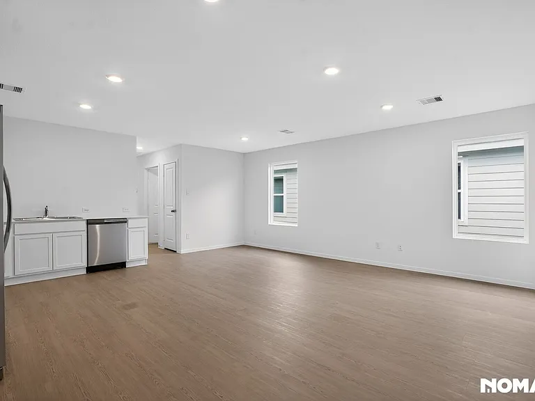 401 County Road 590106 — Photo 9