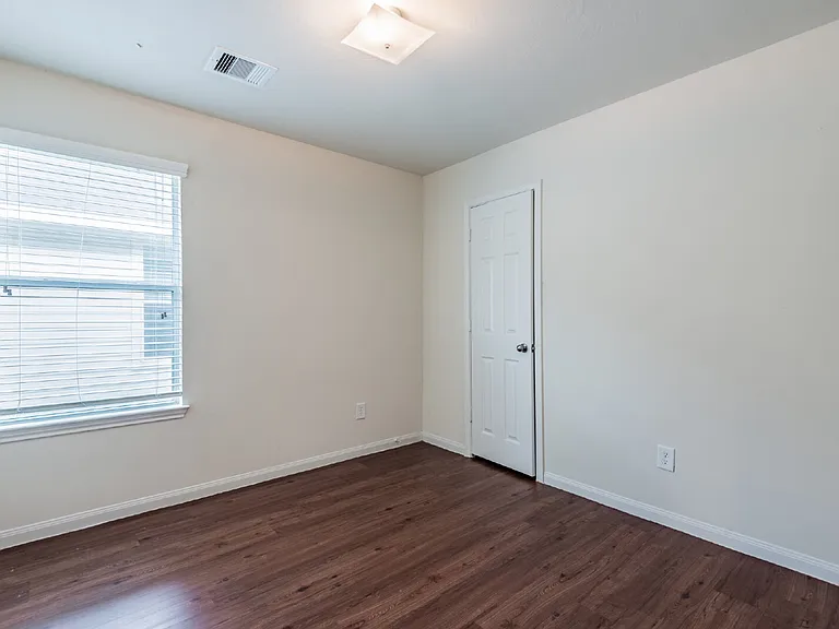 14942 Hidalgo Valley Ln — Photo 11