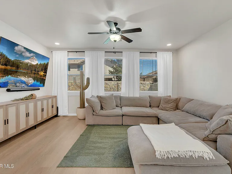 11512 Robert Lennox Dr — Photo 18