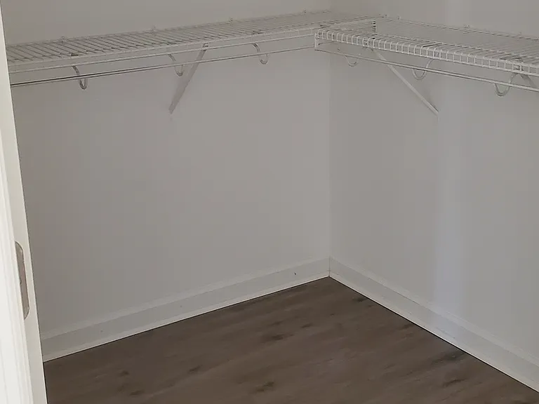 9745 Falcon Crest Dr — Photo 12