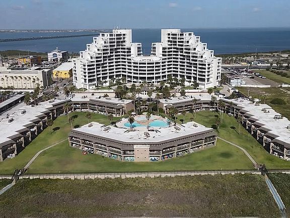 2nd image of 1000 Padre Blvd APT 226