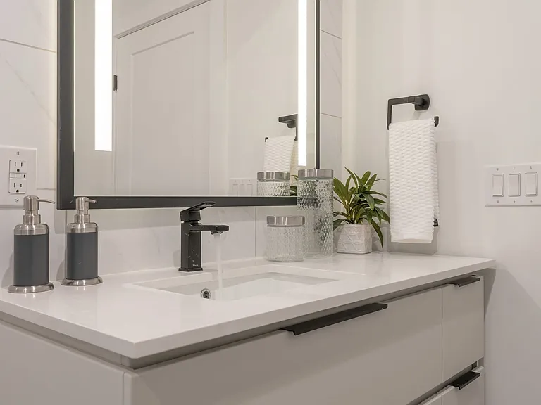 The Columbia — Photo 83