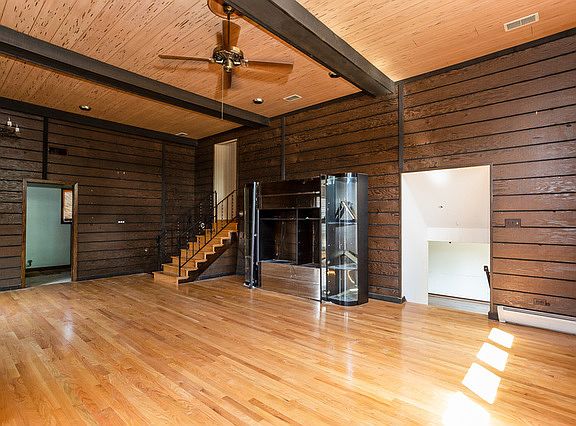 5th image of 1320 N 35th Ave