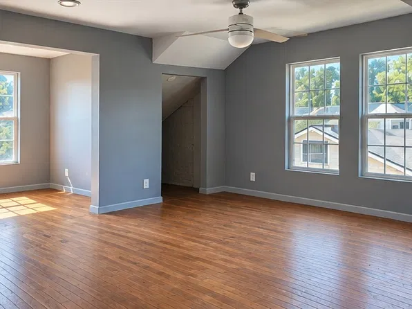418 1/2 Wyandotte St, Shreveport, LA 71101
