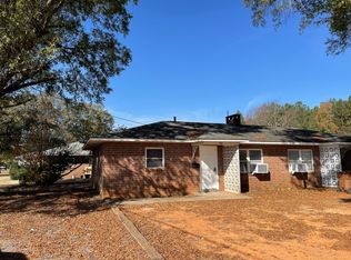 586 Mason St, Lincolnton, NC 28092
