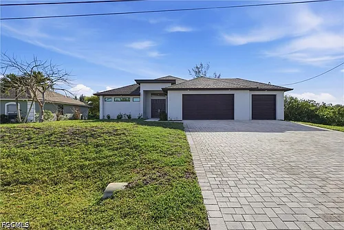 1119 NW 28th Pl Photo 1
