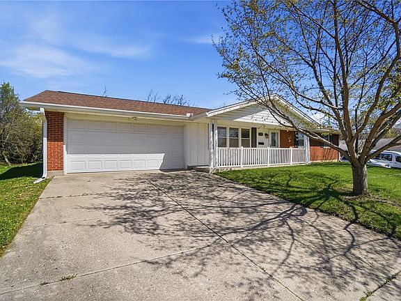 3rd image of 1331 Horizon Dr