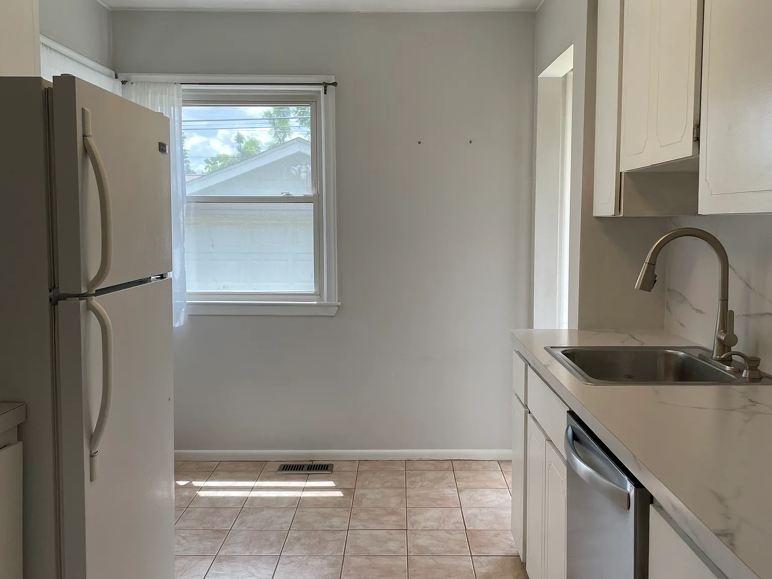 61 W Kalama Avenue — Photo 2