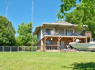 89 Lakeline Dr, Gainesville, TX 76240