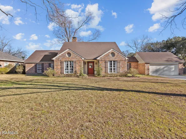 407 Kilbourne Cir, Carencro, LA 70520
