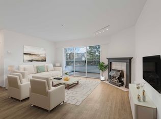 5377 201a St #205, Langley, BC