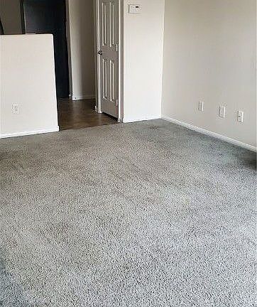 4th image of 6165 Maple Oak Ave
