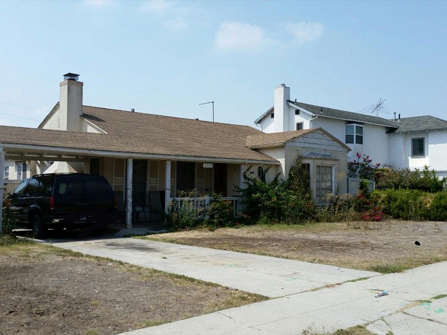 1st image of 4214 W 62nd St