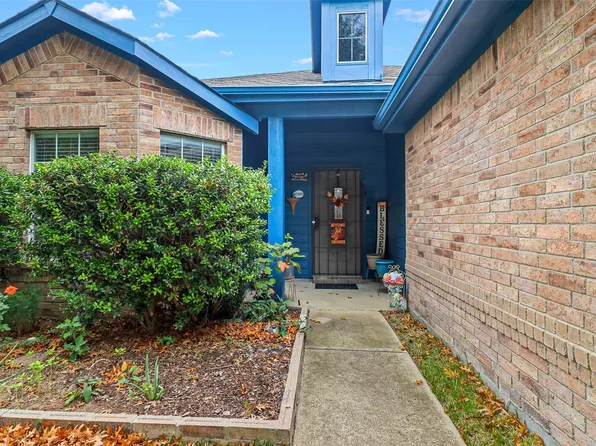 2919 Gospel Dr, Dallas, TX 75237