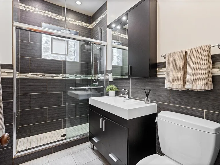 2206 W Eastwood Ave #1 — Photo 15