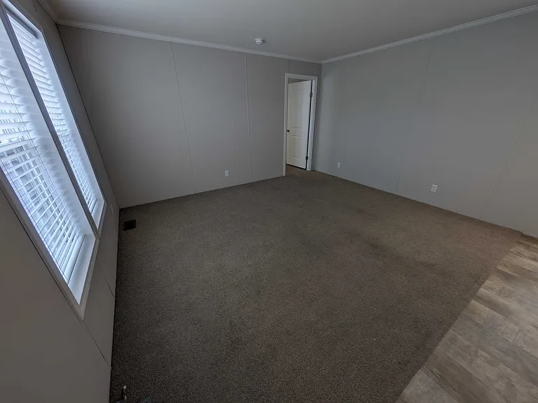 38000 Le Chateau Blvd #339 — Photo 24