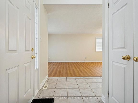 4th image of 136 Marsellus Dr