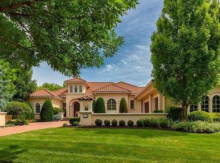3200 W 139th St, Leawood, KS 66224