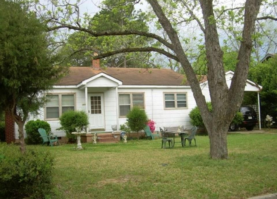1st image of 215/217 Franklin Dr